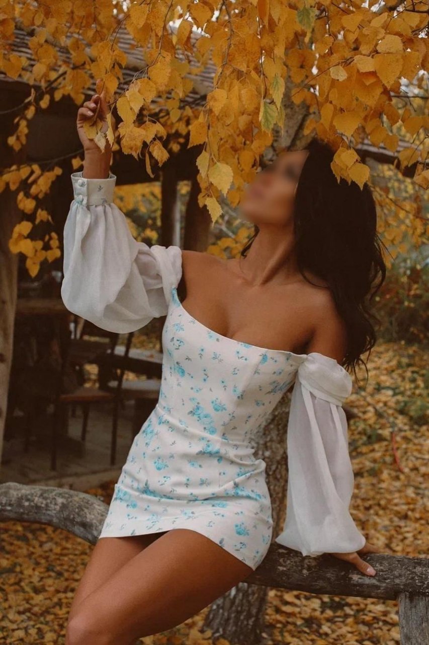 Элен - Проститутка Санкт-Петербурга +7(981)758-59-09 